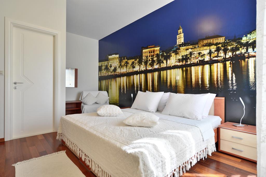 Luxury Seaside Apartment سبليت الغرفة الصورة