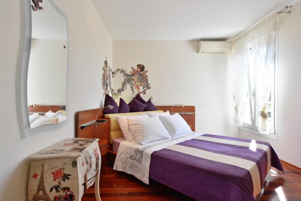 Luxury Seaside Apartment سبليت الغرفة الصورة