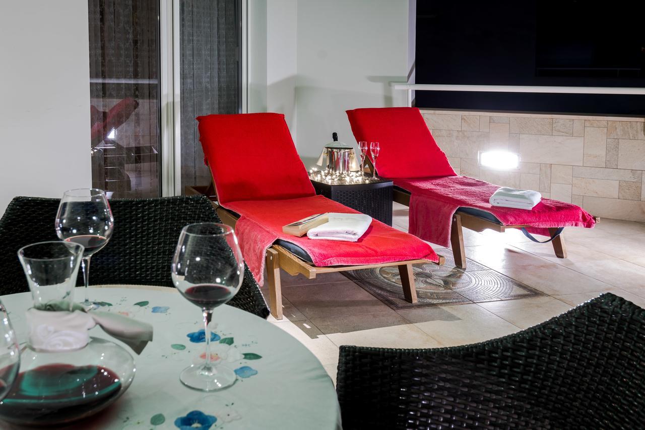 Luxury Seaside Apartment سبليت المظهر الخارجي الصورة
