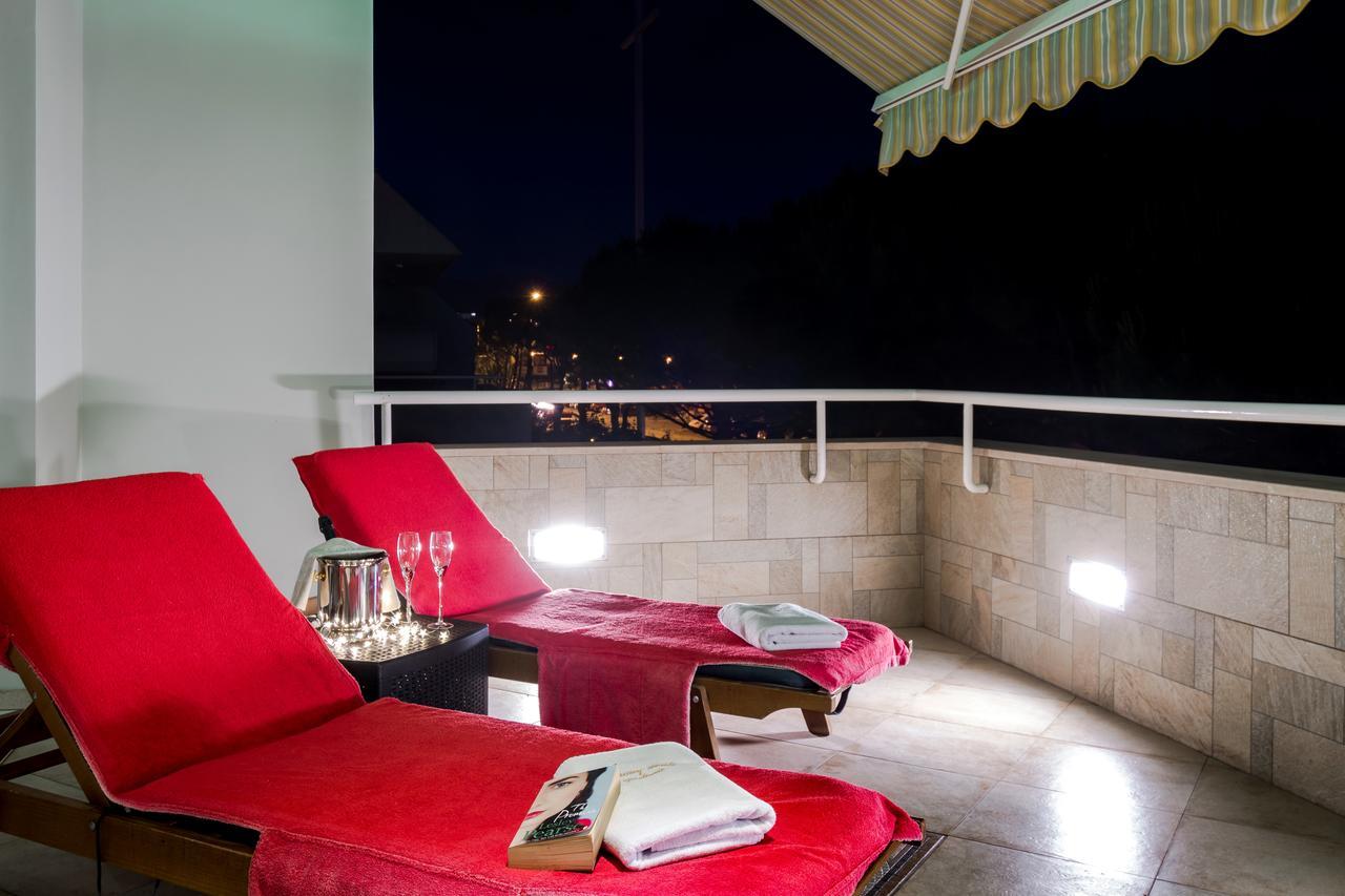 Luxury Seaside Apartment سبليت المظهر الخارجي الصورة